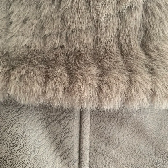 NWT Via Spiga Faux Fur Coat: Dark Taupe, Fir Lining, Pockets, Button/Snap XL - Picture 4 of 15